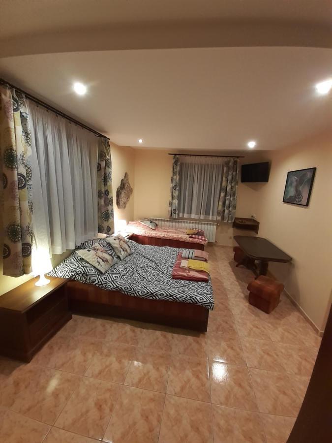 Jastrzab Apartment Ropienka Екстериор снимка