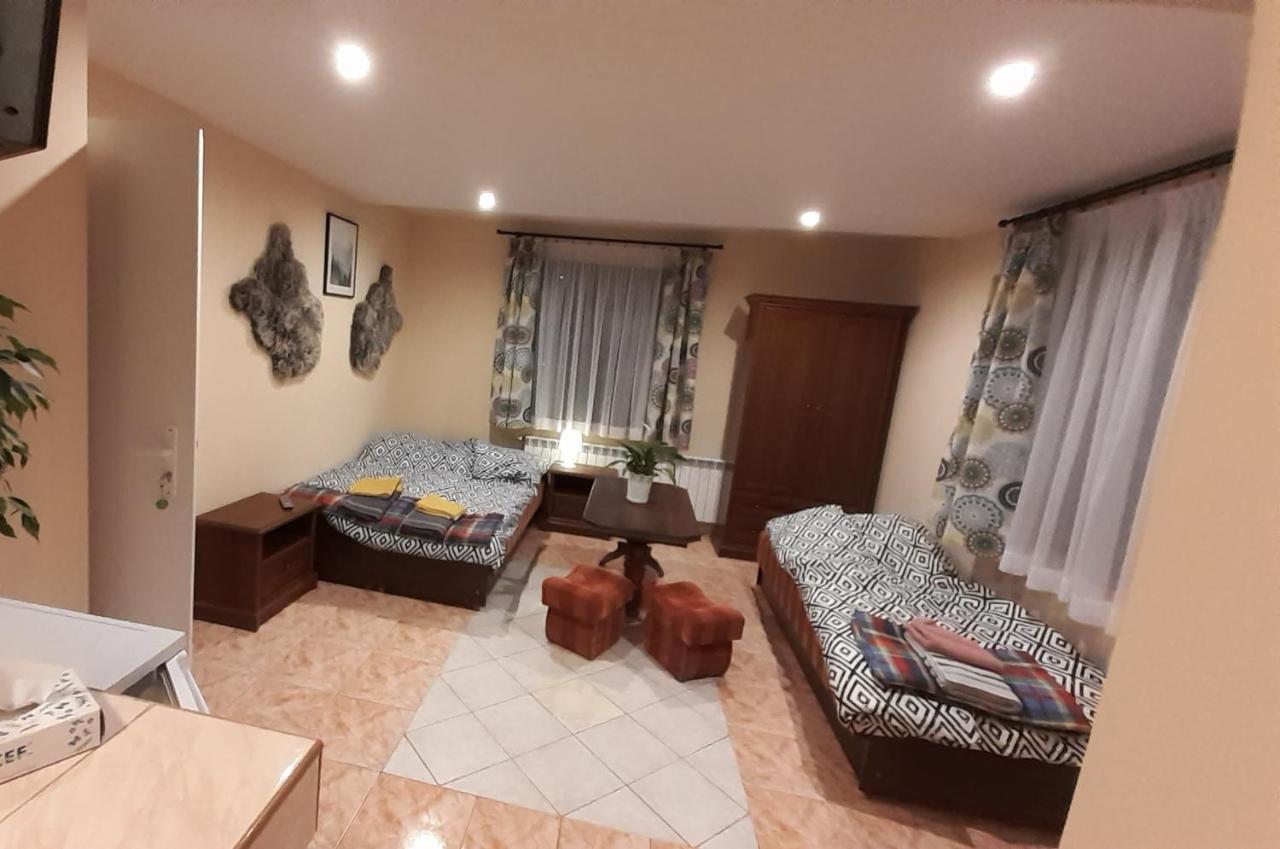 Jastrzab Apartment Ropienka Екстериор снимка