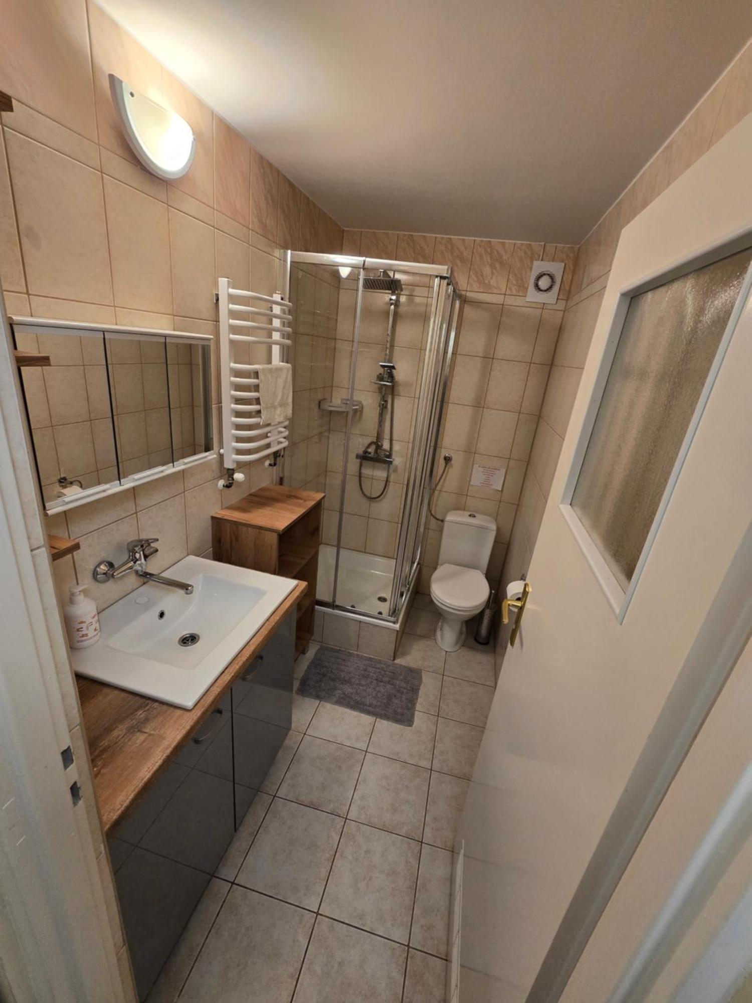 Jastrzab Apartment Ropienka Екстериор снимка